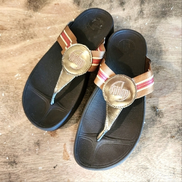Fitflop Gold Strap Sandals 7 - Picture 1 of 7